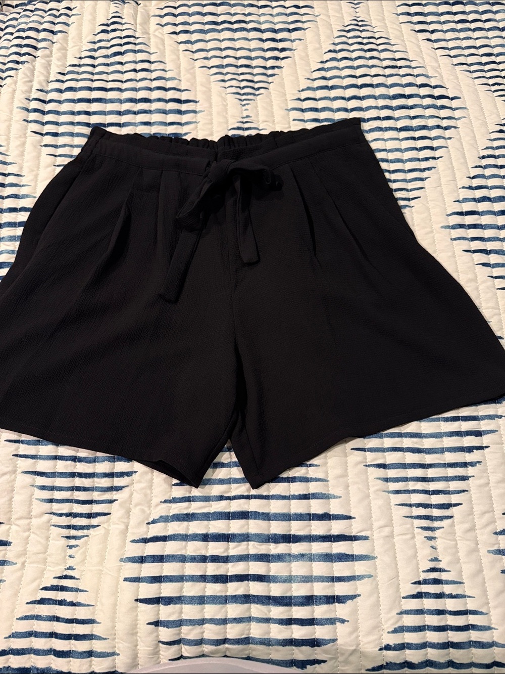 DR2 Black High-Waist Tie-Waist Shorts